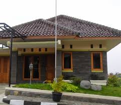 Desain yang biasa itu justru menjadi daya tarik yang membuat banyak bahkan, teras yang berada di kampung memiliki ciri khasnya tersendiri. 60 Model Teras Rumah Minimalis Cantik Viewable Rumahpedia