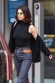 # перевод песни vicio (selena gomez). Selena Gomez Pit Pokies Celebrityarmpits