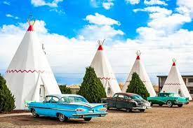 The rooms are built in the form of tipis, mistakenly referred to as wigwams. Deep Background On The Wigwam Motel In Holbrook