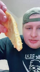 Ezra (@thetrolleyproject)