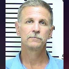 Man awaiting trial for allegedly killing 9-year-old convicted in the 1986  deaths of 2 women