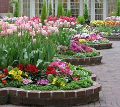 Flower Bed Ideas To Make Your Garden Gorgeous The Garden Glove Flower Bed Designs Planting Flowers Flower Beds