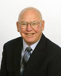 Everett L. “Mac” McCallum