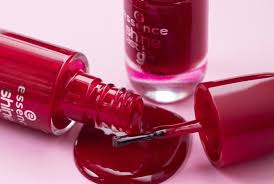 Essence gel lakovi za nokte predstavljaju novu generaciju iz essence kolekcije lakova za nokte koji sa svojom inovativnom formulom kombinuju savršenu pokrivenost sa intenzivnom bojom. Essence Shine Last Go Gel Lakovi Za Nokte Archives She