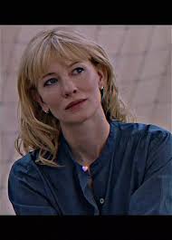 Exploring Time Passing through Cate Blanchett and Sandra Bullock Characters 