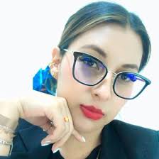 Lic. Elsa Nayeli Chávez García opiniones