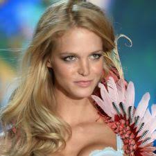 Victoria's Secret Angels' Natural BeautyAdvice from Influencers and Models