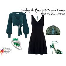 Both species also possess an eye spot on their tail plumes with this same rich blue. 9 Ways To Style Up Your Little Dark Dress With Colour