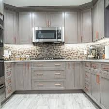 Pin By Fabuwood Cabinetry On Fabuwood Cabinetry In 2020 Kitchen Cabinet Remodel Kitchen Wood Design Kitchen Design Small