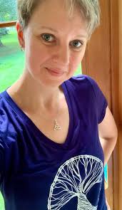 TWO HAMILTON CHAPLAINCY STAFF RESIGN IN PROTEST WHILE COLLEGE DIGS IN