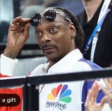 Fayetteville, y'all okay?! Because over at The Friends Table, employees  been cooking—but ain't nobody getting paid! Instead of cutting checks, the  owner called the cops when staff showed up asking “Where the