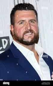 Eric Dowdell's Instagram, Twitter & Facebook