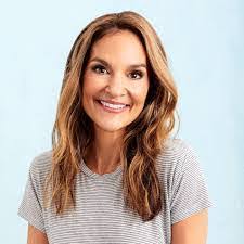 Amy Matherly's Instagram, Twitter & Facebook