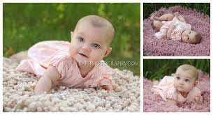 Create a cozy and comfortable nursery with our collection of baby room decor ideas, whether you're looking for paint colors, curtains or wall tree patterns. Outdoor Baby Portrait Outdoor Baby Photography Spring Baby Pictures Outdoor Baby