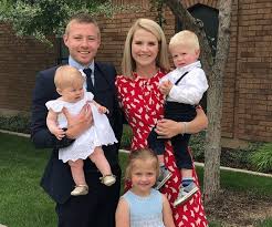 Her younger sister mary katherine, witnessed her abduction. Matthew Gilmour Elizabeth Smart S Husband Bio Wiki Age Height Wife Elizabeth Smart And Net Worth