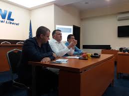 Senatul româniei a adoptat tacit un proiect de act normativ „am constatat că este singura porţiune de pod unde românii plătesc o taxă. HuÈucÄ DoreÈte DesfiinÈarea Taxei De Trecere Pe Podurile FeteÈti Èi Giurgeni Tomis News