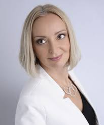 Joanna Lam's Instagram, Twitter & Facebook