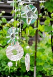 Best out waste ideas plastic bottles home design recycled plastic water bottles ideas plastic bottles crafts archives. 17 Diy Uses For Old Cds In Garden Things To Make From Cds Dvds Balcony Garden Web