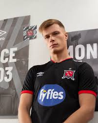 Uefa.com is the official site of uefa, the union of european football associations, and the governing body of football in europe. Dundalk Fc 2020 Umbro Away Kit 19 20 Kits Football Shirt Blog