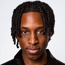 Male Travel Influencers