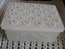 Caixa De Mdf Decorada Com Renda E Pérola Caixa Branca Com Perola Arte Serra Artesanatos Teresopolis Rj Elo7 Caixas Decoradas Artesanato Chique Gasto Caixas Artesanais
