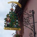 pin on uithangborden