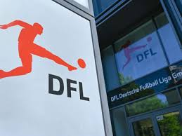 News aus deutschland und aller welt mit kommentaren und hintergrundberichten auf süddeutsche.de. Heikles Experiment Bundesliga Notbetrieb Startet Mit Streit Mehr Sport
