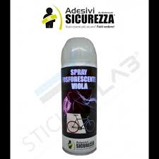 Scopri ottone lucido vernice spray con una forte resistenza all'usura atmosferica e un'eccellente capacità di copertura per creare finiture lisce e uniformi che sono di lunga durata. Vernice Spray Fosforescente Luminescente Che Si Illumina Al Buio In 4 Colori