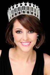 Cynthia Pate's Instagram, Twitter & Facebook