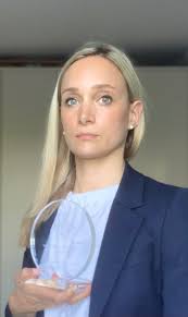 Nina Arnold (@NinaMDavies9)