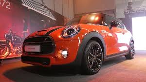 Harga mobil mini cooper baru dan bekas yang di jual di indonesia beserta gambar, spesifikasi dan keterangan lengkapnya hanya di sini. Mini Malaysia Lancar Model Mini Cooper S 3 Dan 5 Pintu Harga Bermula Dari Rm227k Careta