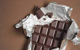 Tempered chocolate will shrink slightly when cooled, which allows it to slip out of molds easily. How To Store Chocolate The Dos And Don Ts Cacao Magazine