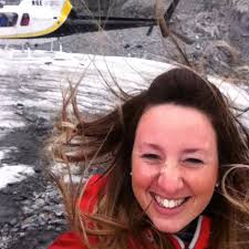 Danielle Petrie (@mrsptravels)