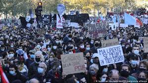 Frankreich ist ein land im westen von europa. Ausschreitungen Bei Protesten In Frankreich Aktuell Europa Dw 28 11 2020
