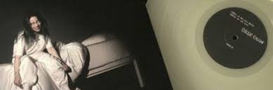 Pin de 𝐌𝐢𝐫𝐚𝐧𝐝𝐚 en Billie