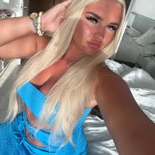 She doesn't want to drive, she just wants to be iced coffee passenger  princess. 😂