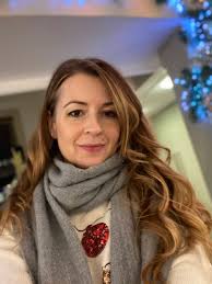 Hair Salon Professionals in Broadwell, WAR, Gb