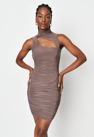 Site de vetements robe tendance tendances chic robe courte vêtements tendance manches longues mini robe mini robes. Robe Courte Mini Robe Chic Femme Missguided
