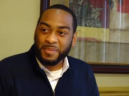 We would like to show you a description here but the site won't allow us. Charles Booker Forms Committee To Explore Running For Rand Paul S Senate Seat Wkdz Radio