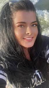 Heidi Boals's Instagram, Twitter & Facebook