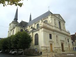 Eglise Paroissiale Notre Dame A Richelieu Eglise Vitrail Eglise Vitrail