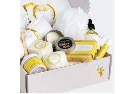 Boys, get your ideas on the front seat because you really need to pick some unique birthday presents for a girlfriend. 45 Lovely 1 Year Anniversary Gift For Girlfriend In 2021 Quokkadot