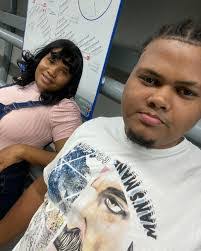 Elvin Jimenez's Instagram, Twitter & Facebook