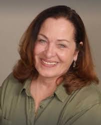 Janet Simone's Instagram, Twitter & Facebook