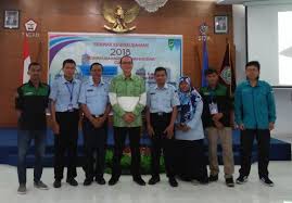 Biasanya, resume memiliki isi yang hampir sama dengan. Resume Seminar Kewirausahaan Ala Mahasiswa Jogja Oleh Drs B L Luntungan B Sc S H M M