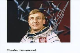 Tvn24, reutershermaszewski o lotach w kosmos. Autografy Mariu Miroslaw Hermaszewski Plus Nowe Wymiany