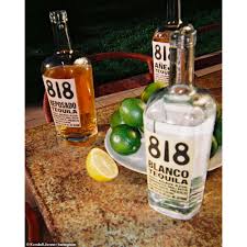 Tequila epifania anejo 100% de agave botellas hechas y pintadas a mano por los…» Shop Tequila Online Tequila Where To Buy Ship Liquor 101