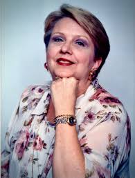 Sandra Thrower's Instagram, Twitter & Facebook