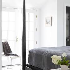 You really don't need a ton of space to style a beautiful bedroom. 20 Small Bedroom Decorating And Decor Ideas