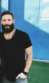 Yeppp, ellen just shaved off julian edelman's beard, and we need to talk about the results. Pin On Hot Hot Edelman